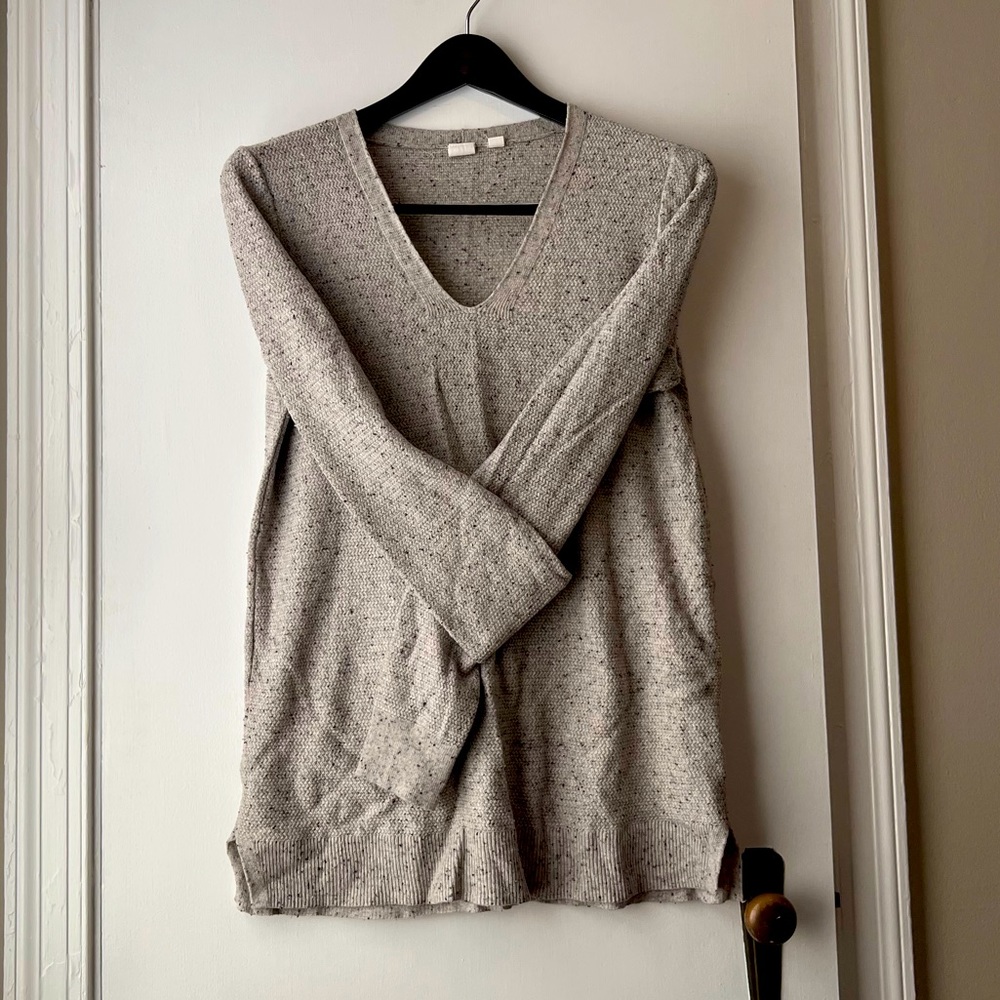 Gray gap tunic sweater